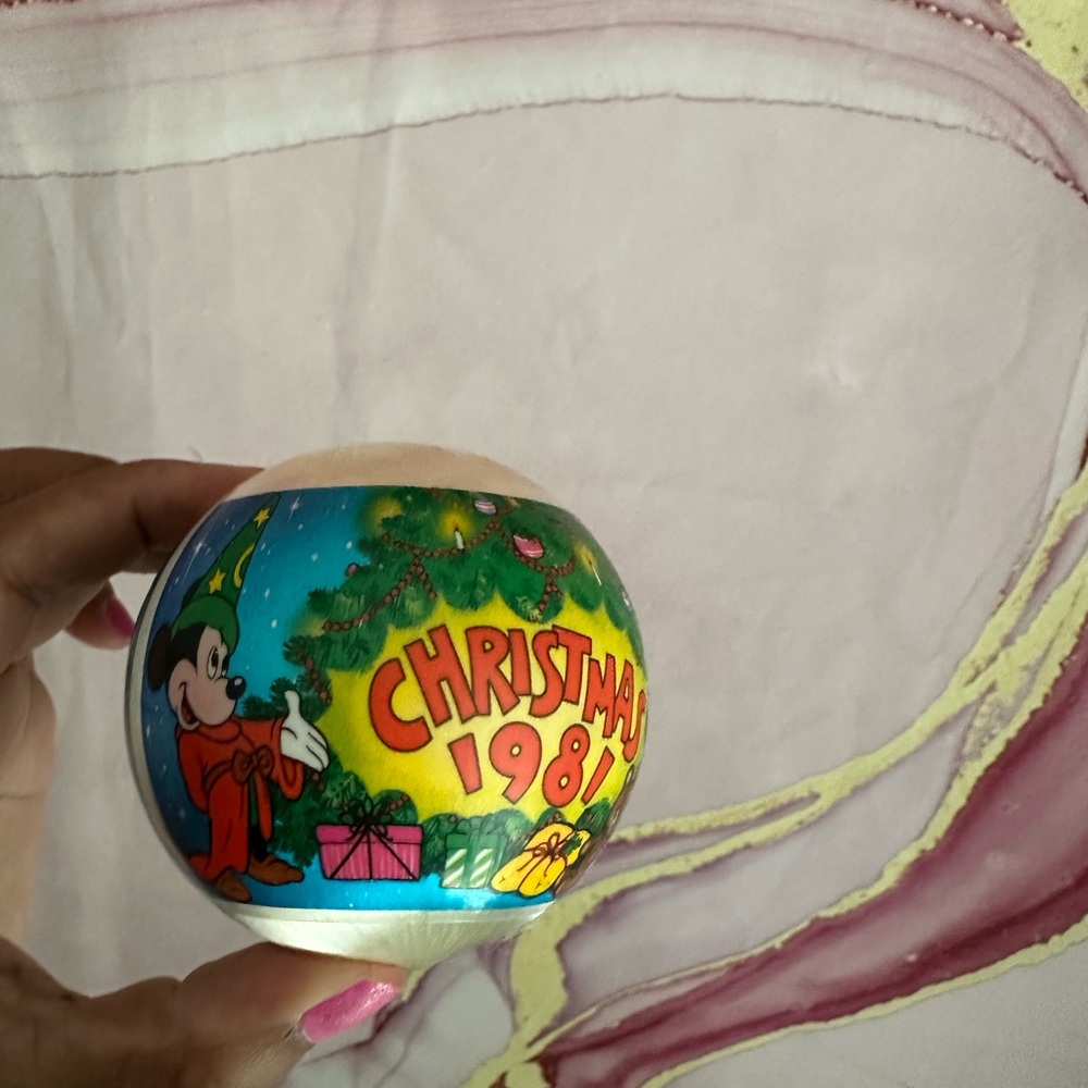 VINTAGE DISNEY 1981 MICKEY MOUSE CHRISTMAS ORNAMENT